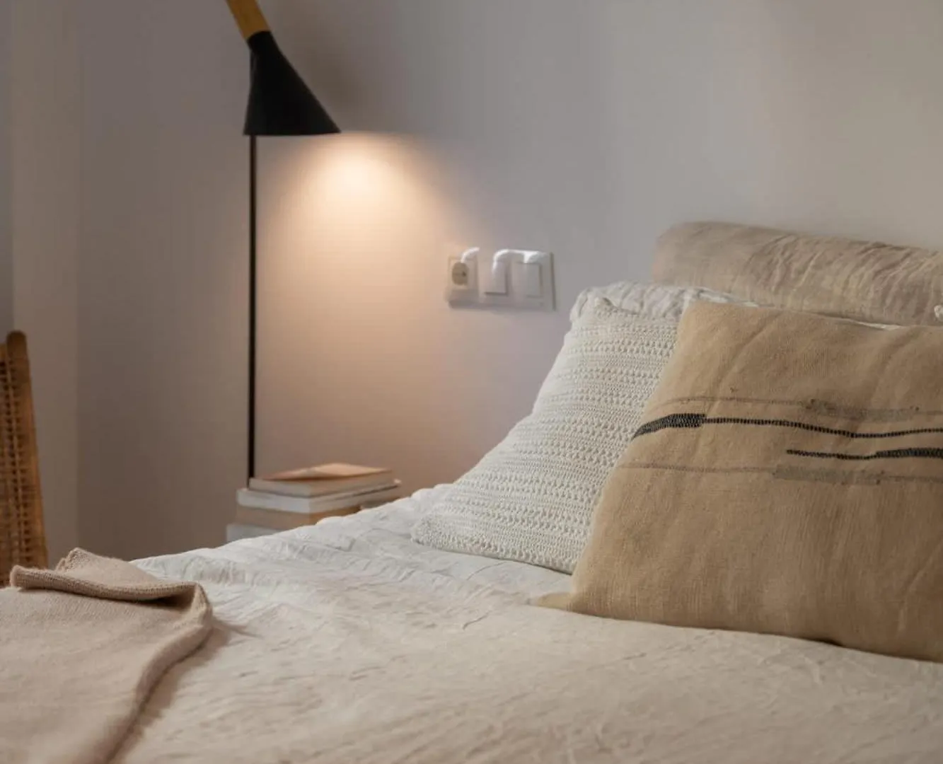Serendipity Flat- Stunning Views And Serene Interior Estepona Daire